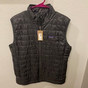 NWT Patagonia Nano vest